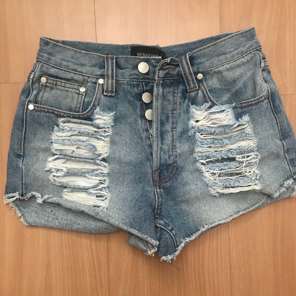 High waisted ripped jean shorts